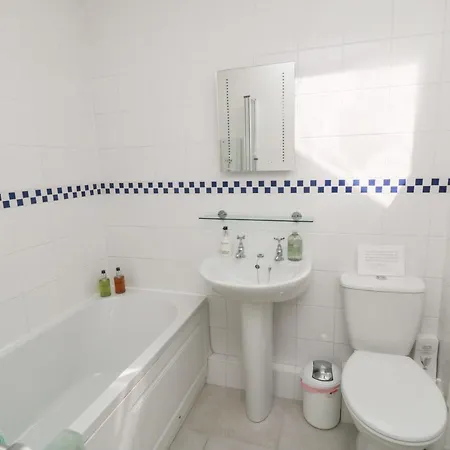 Westgate * Pickering